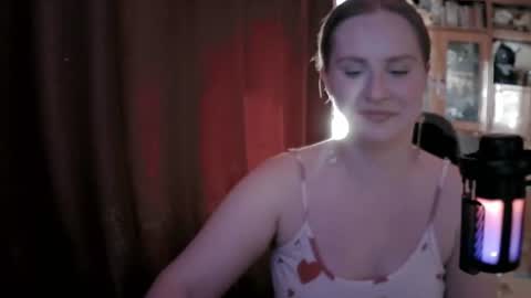 lunamystique_ online show from 07/02/26, 05:02
