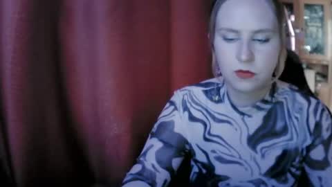 lunamystique_ online show from 07/11/26, 12:30