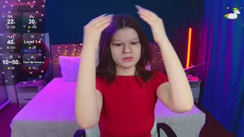 Snapshot of lunamytrend chatting on 02/23/26, 06:00 Luna online show from 02/23/26, 06:00