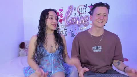 Snapshot of lunandrew chatting on 12/15/24, 01:35 Luna Mendez Andrew Cemar online show from 12/15/24, 01:35