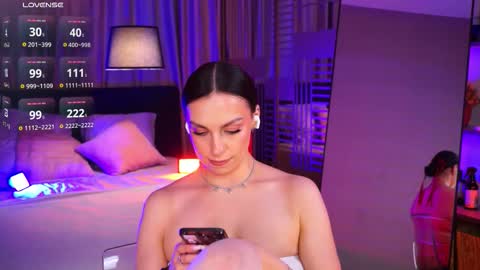 Luna  next streams Mon Fri Sat Sun 8pm-5am gmt0 online show from 03/17/26, 08:45