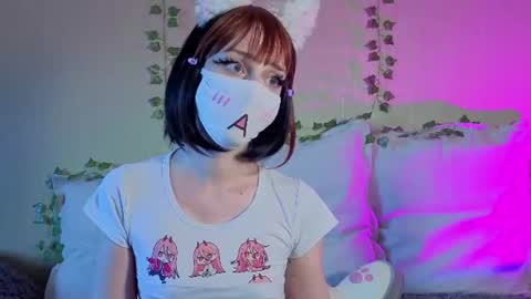 Luna online show from 06/17/26, 01:45