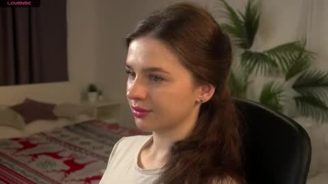 lunaolivia_ online show from 03/01/26, 01:35