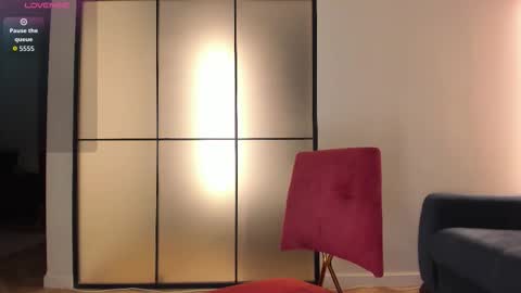 Aisha online show from 12/05/25, 02:03