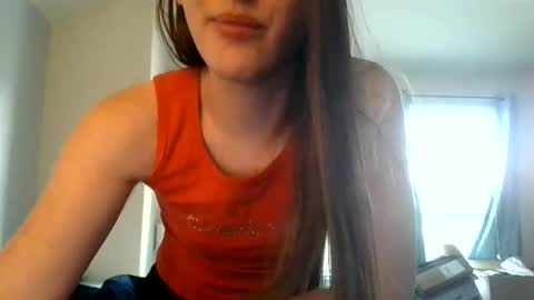 Snapshot of lunapixie2020 chatting on 06/01/26, 12:23 lunapixie2020 online show from 06/01/26, 12:23