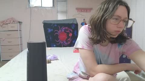 lunaquinn45 online show from 02/04/25, 04:29