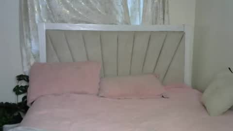 Smiley online show from 02/23/26, 05:49