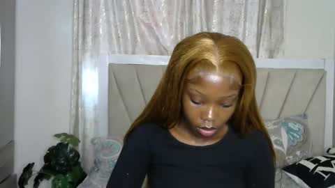 Smiley online show from 04/10/26, 09:47