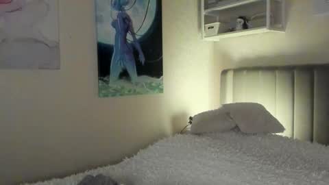 Snapshot of lunar_sofia chatting on 11/26/25, 01:34 Sofia online show from 11/26/25, 01:34