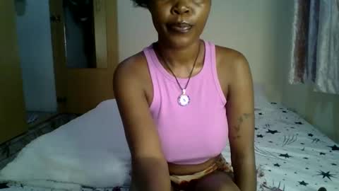 Snapshot of lunargoddess45 chatting on 01/19/26, 04:16 lunargoddess45 online show from 01/19/26, 04:16