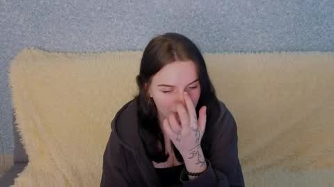 Valeria online show from 04/11/26, 05:12