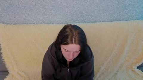 Valeria online show from 04/11/26, 07:45