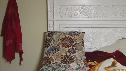 Luxee online show from 03/27/26, 08:48