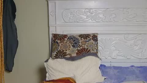 Luxee online show from 04/02/26, 10:29