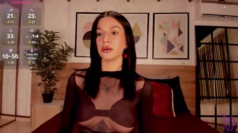 Snapshot of lunaruso chatting on 10/31/25, 08:21 Luna Ruso online show from 10/31/25, 08:21