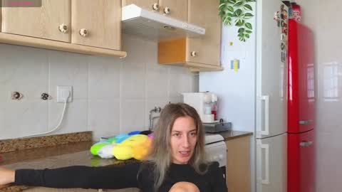  Luna online show from 02/01/25, 12:26