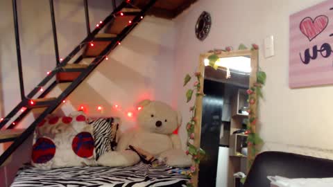 luna online show from 01/17/25, 11:06