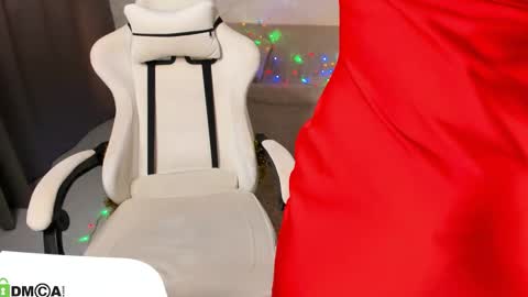 LunasShine online show from 01/17/26, 04:06