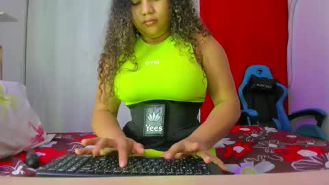 luna online show from 11/28/25, 04:09