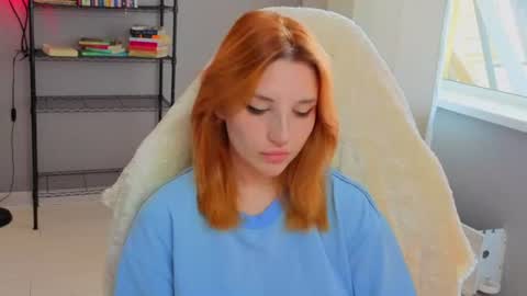 Snapshot of lunatale chatting on 07/09/26, 08:07 Kate online show from 07/09/26, 08:07