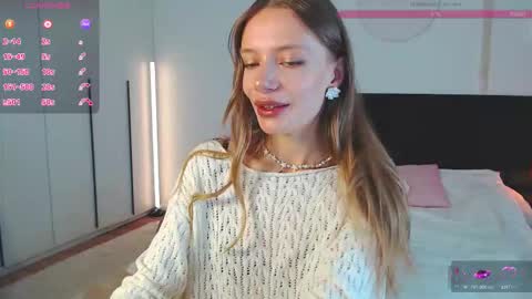 LunaticaBae online show from 03/20/26, 02:27