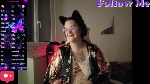 lunatigre online show from 04/22/26, 07:37