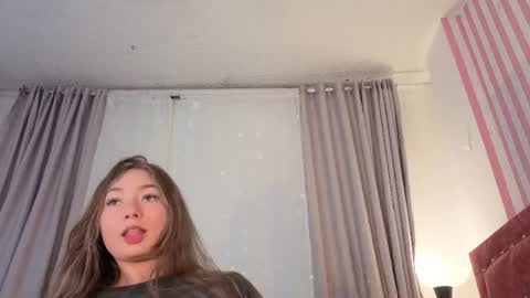 lunavelvet7 online show from 05/21/26, 10:28