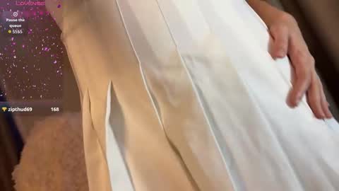 Snapshot of lunawho chatting on 02/07/26, 05:11 Luna online show from 02/07/26, 05:11