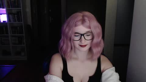 LunaXcherry online show from 03/24/26, 06:57