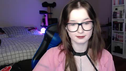 LunaXcherry online show from 03/31/26, 06:08