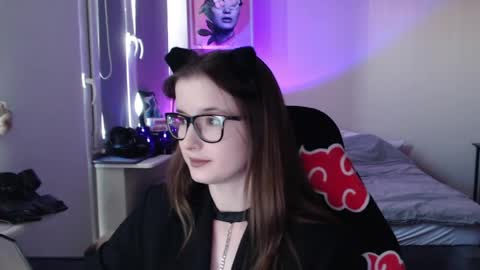 LunaXcherry online show from 05/27/26, 05:43