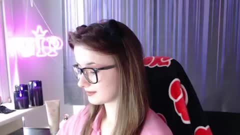 LunaXcherry online show from 06/21/26, 11:13