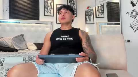 Lunay online show from 09/10/25, 03:06