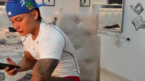 Lunay online show from 09/16/25, 03:40