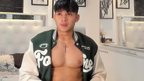 Lunay online show from 09/24/25, 02:04