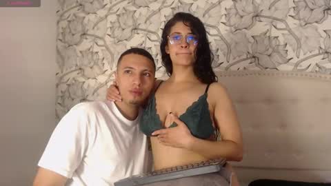 Snapshot of lunaykross chatting on 02/25/26, 04:33 Luna and Kian online show from 02/25/26, 04:33