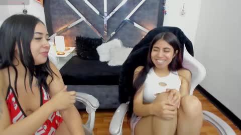  V A L E R I A   online show from 03/10/25, 08:23