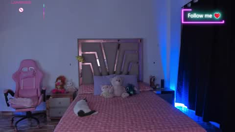 LUNA ROSE online show from 02/18/26, 03:46