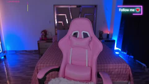 LUNA ROSE online show from 04/16/26, 03:07