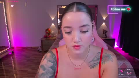 LUNA ROSE online show from 06/25/26, 05:12