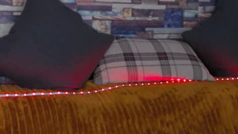 Snapshot of lunnagray chatting on 11/27/25, 06:59 LunnaGray online show from 11/27/25, 06:59