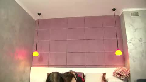 LunnaHayes online show from 05/10/26, 05:23