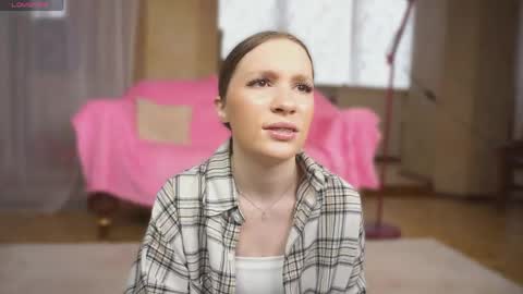 Luna online show from 04/17/26, 01:58