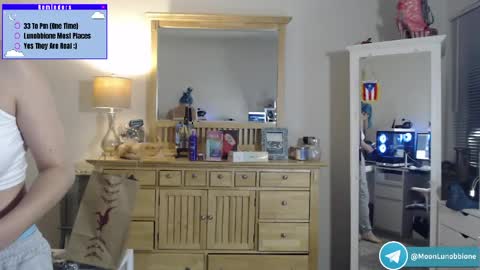 Snapshot of lunobbione chatting on 03/01/26, 12:12 Lunobbione online show from 03/01/26, 12:12