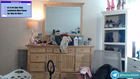 Snapshot of lunobbione chatting on 03/17/26, 05:27 Lunobbione online show from 03/17/26, 05:27