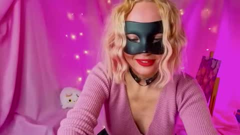 Snapshot of lunvision chatting on 03/22/26, 03:37 My name Lun online show from 03/22/26, 03:37