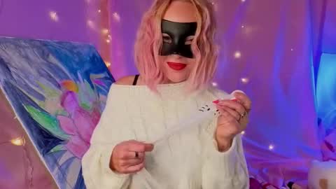 Snapshot of lunvision chatting on 03/26/26, 05:29 My name Lun online show from 03/26/26, 05:29