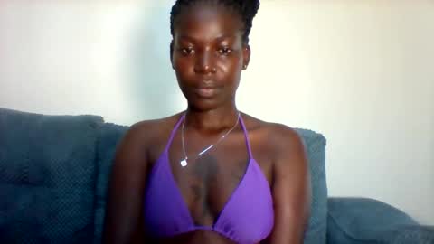 luo_queen online show from 04/09/26, 05:18