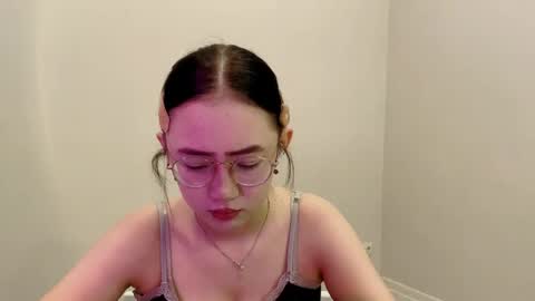 Roxie online show from 05/15/26, 01:18