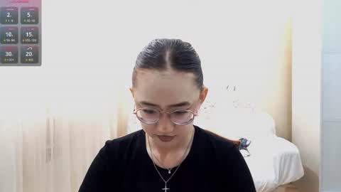 Roxie online show from 06/30/26, 01:01
